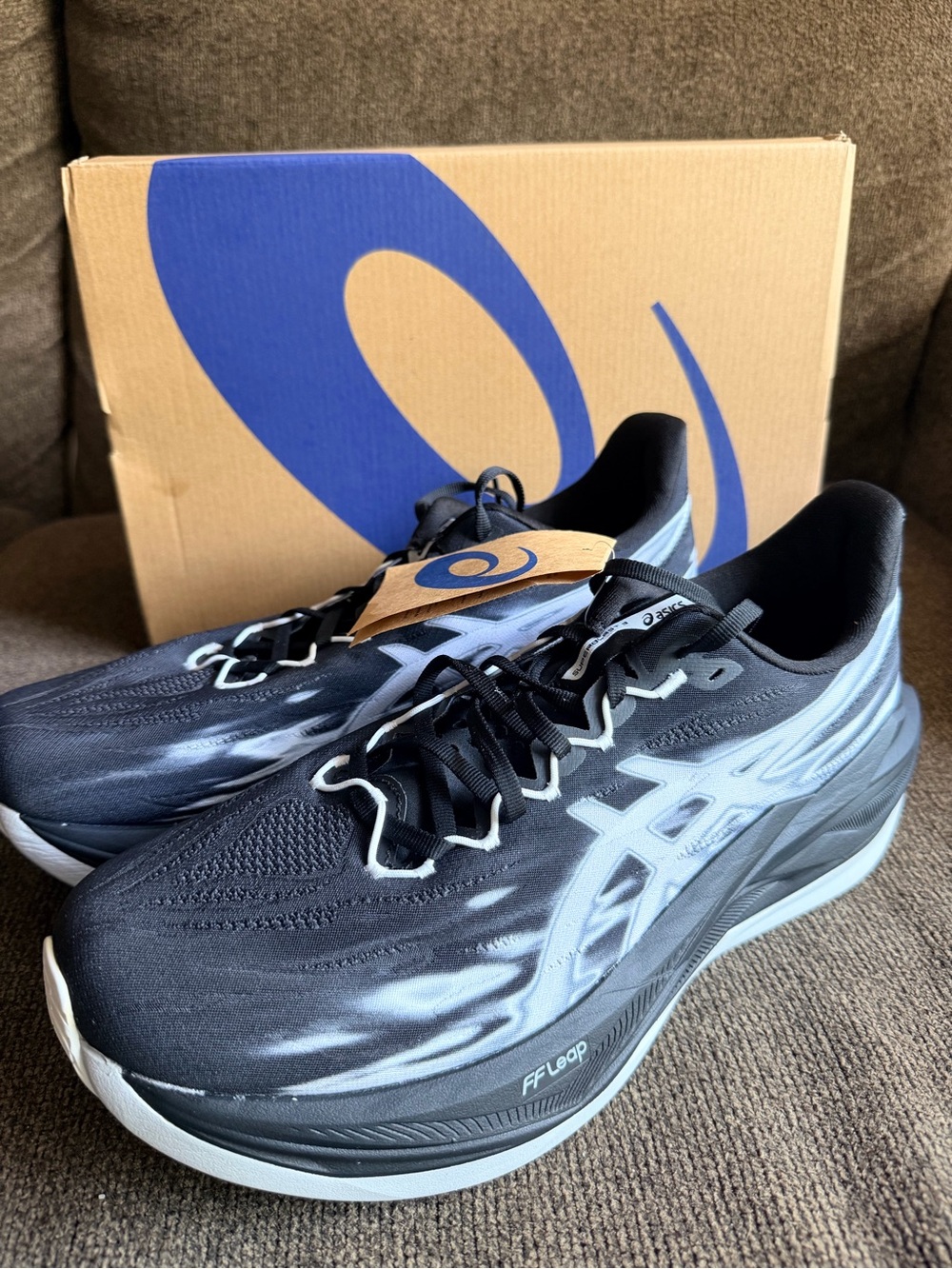 ASICS SuperBlast 3 ( NWT )